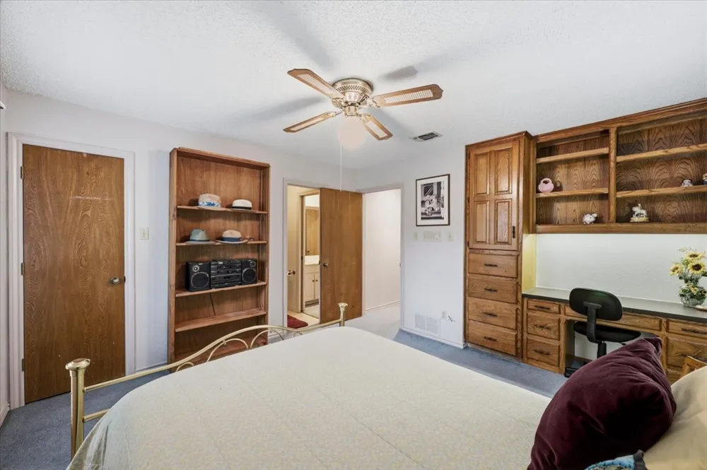 4604 Clay Court Lane Arlington, TX 76017
