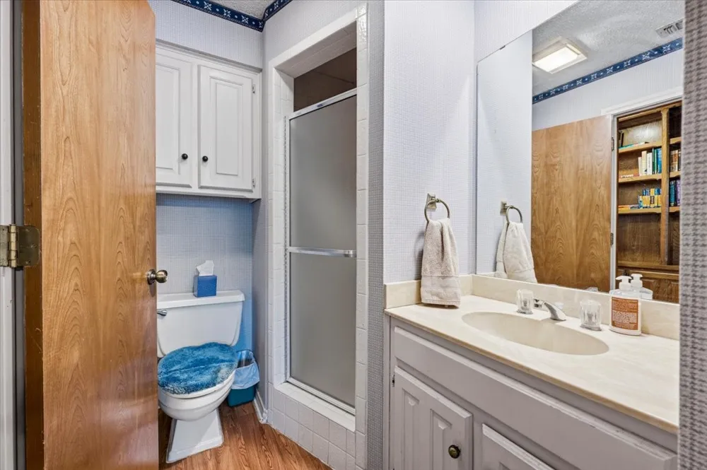 4604 Clay Court Lane Arlington, TX 76017