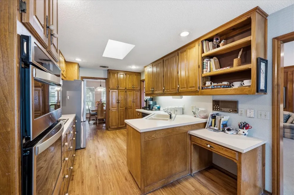 4604 Clay Court Lane Arlington, TX 76017