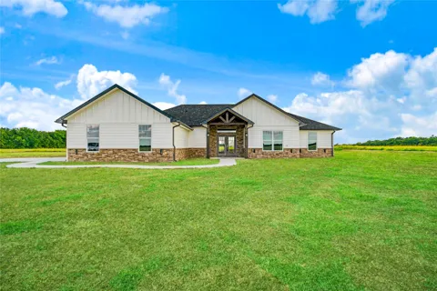 451 County Road 26850
