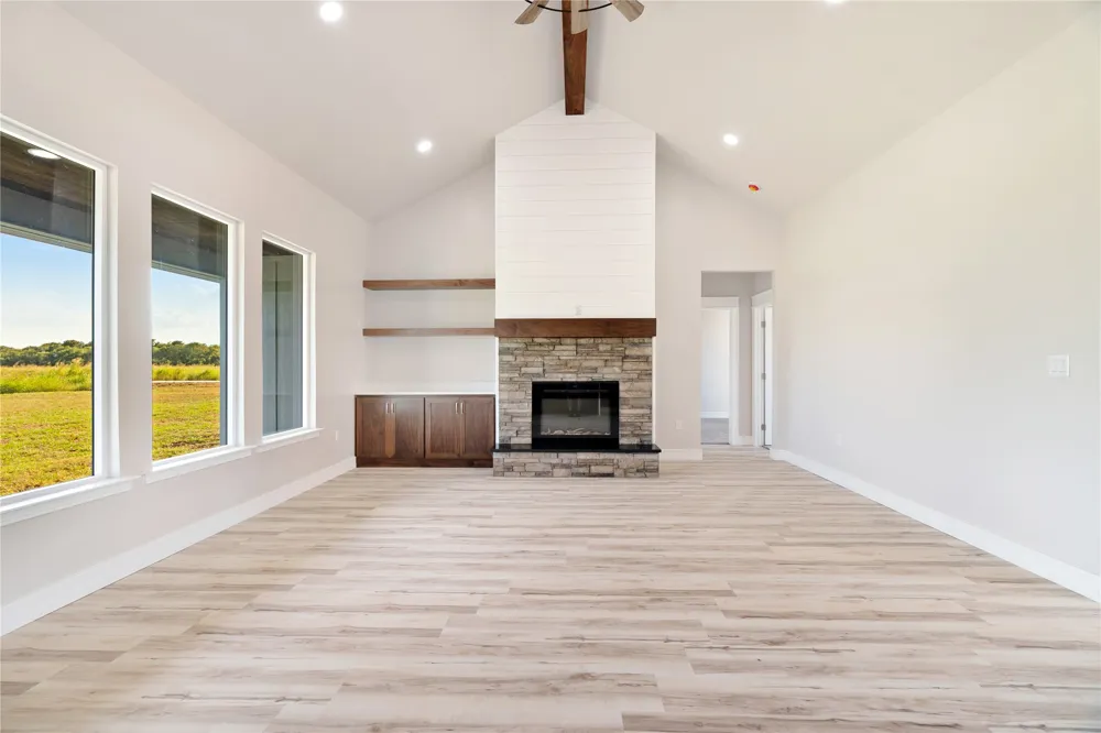451 County Road 26850 Petty, TX 75470
