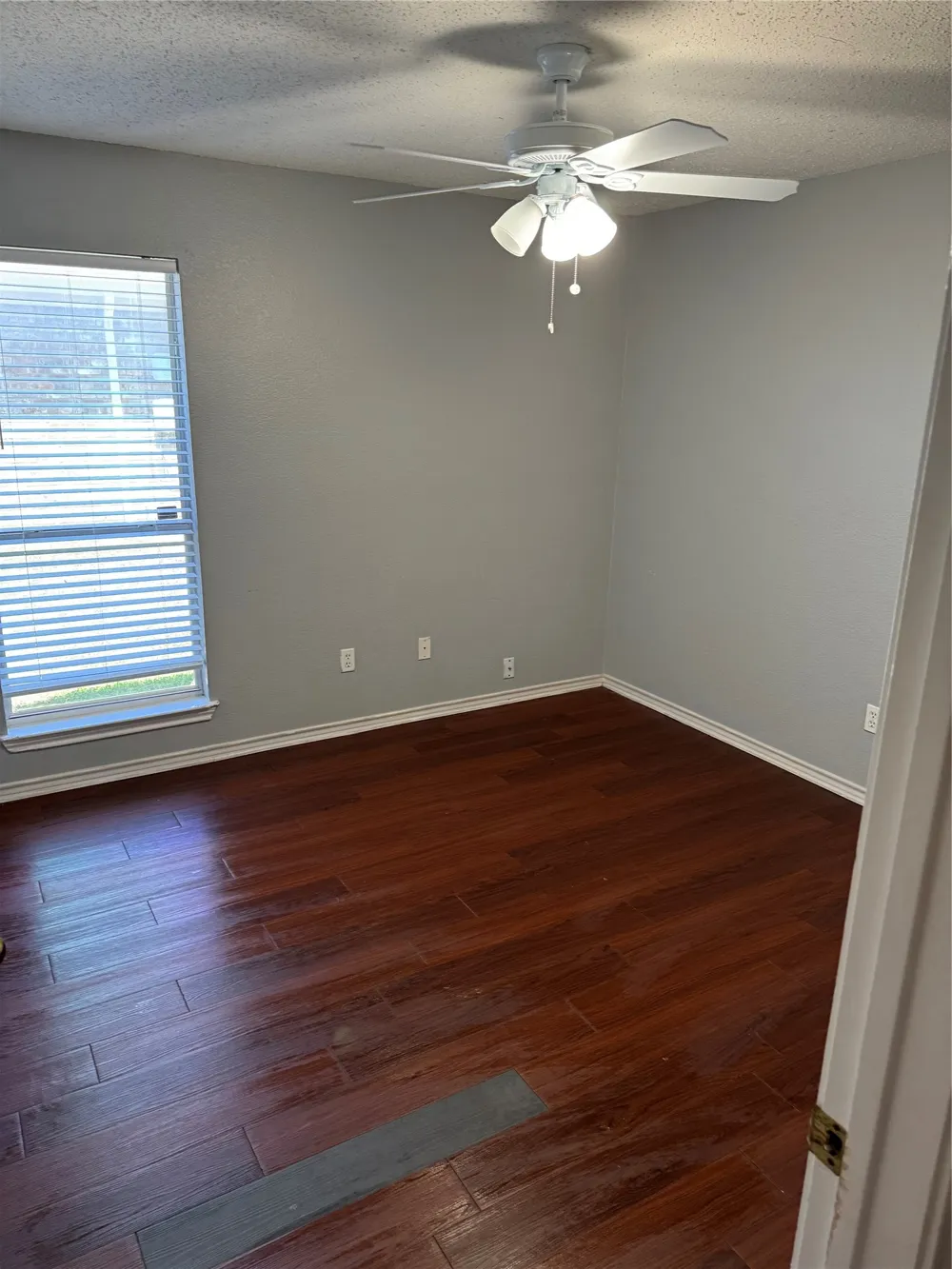 1025 Boardwalk Street Midlothian, TX 76065