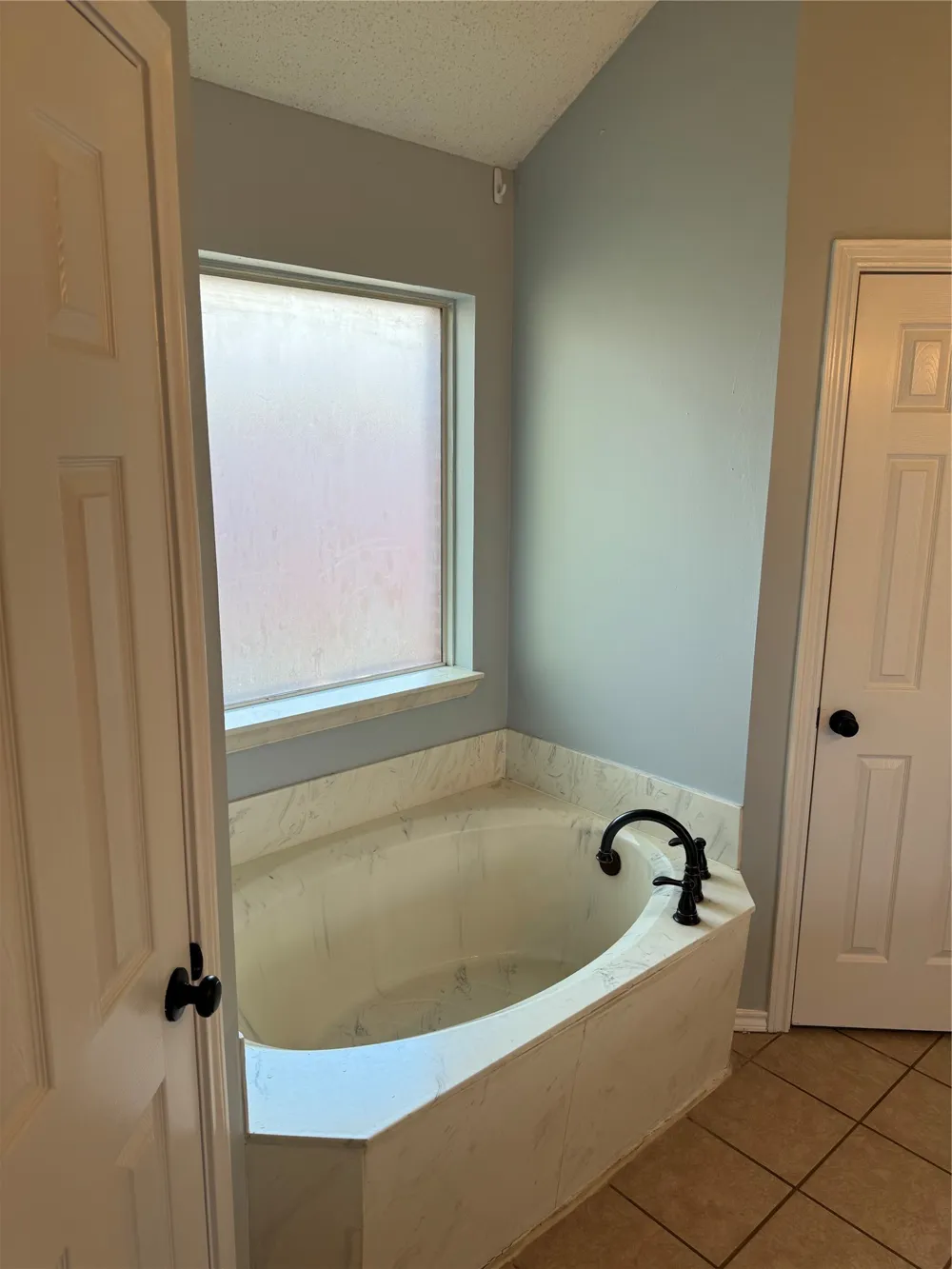 1025 Boardwalk Street Midlothian, TX 76065