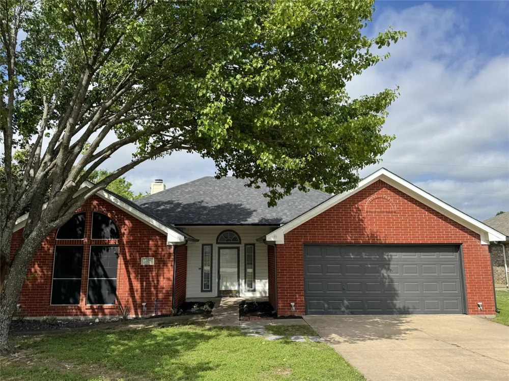 1025 Boardwalk Street Midlothian, TX 76065
