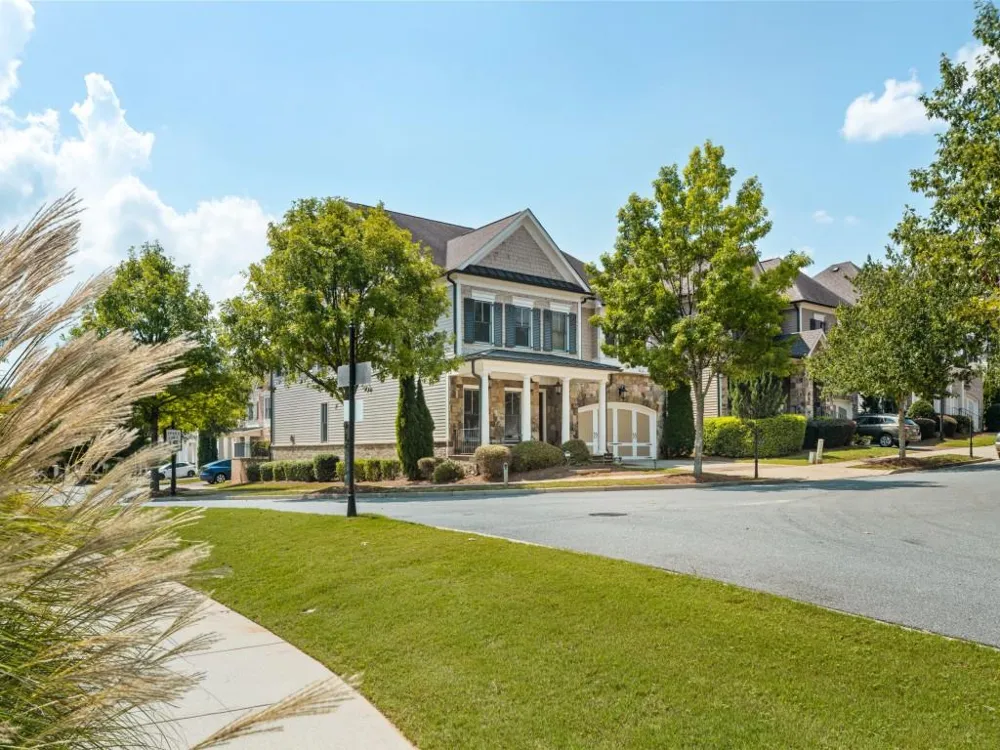 6385 Bellmoore Park Lane Johns Creek, GA 30097