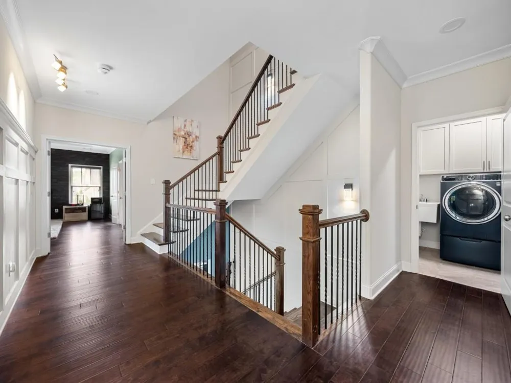 6385 Bellmoore Park Lane Johns Creek, GA 30097