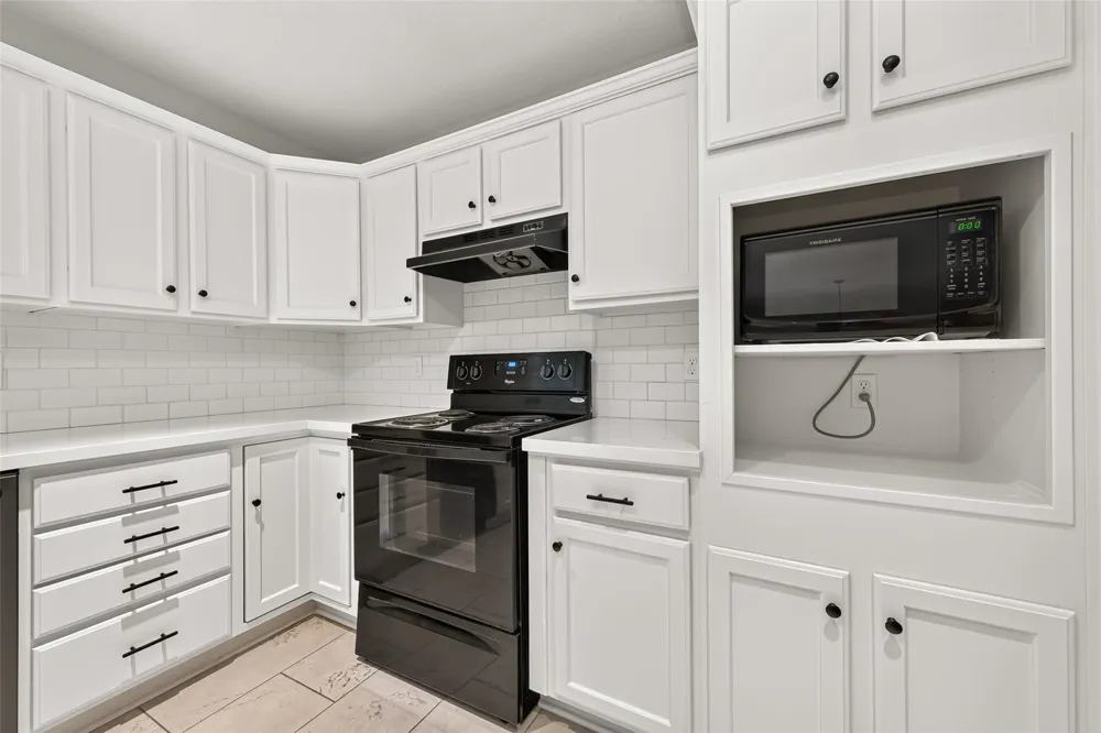 7506 Wedgewood Drive Magnolia, TX 77354