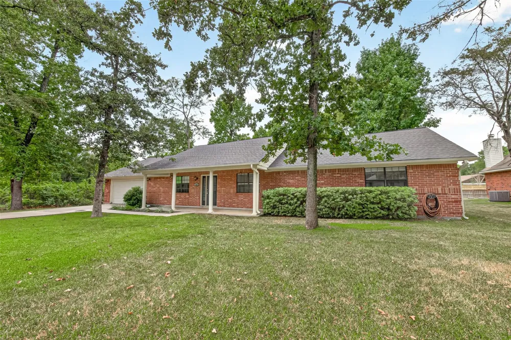 7506 Wedgewood Drive Magnolia, TX 77354