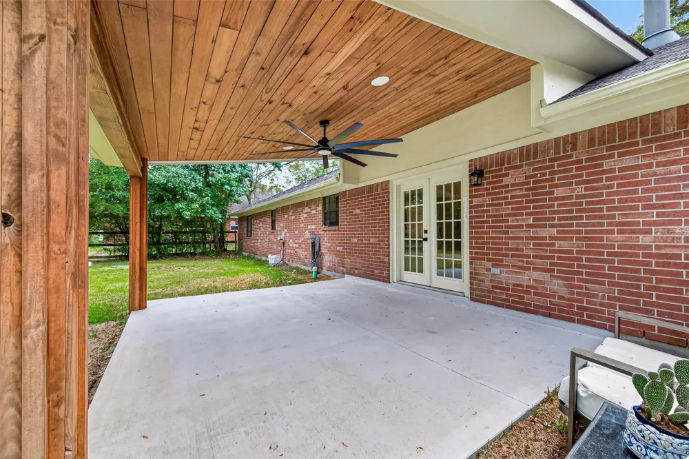 7506 Wedgewood Drive Magnolia, TX 77354
