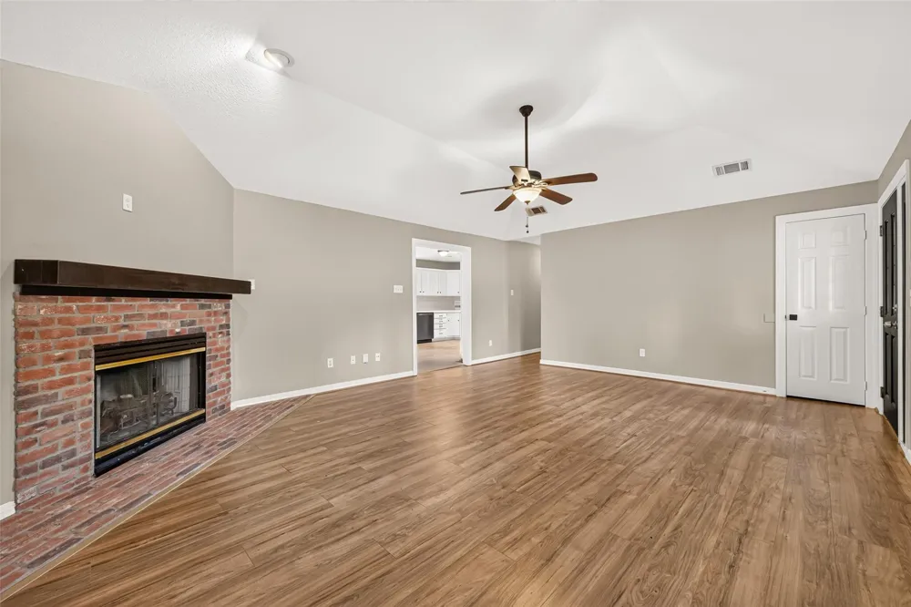 7506 Wedgewood Drive Magnolia, TX 77354