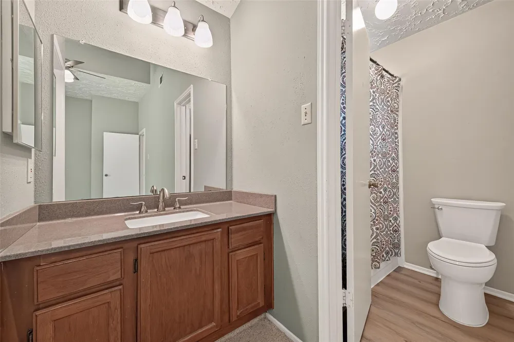 2811 Pheasant Creek Drive Sugar Land, TX 77498