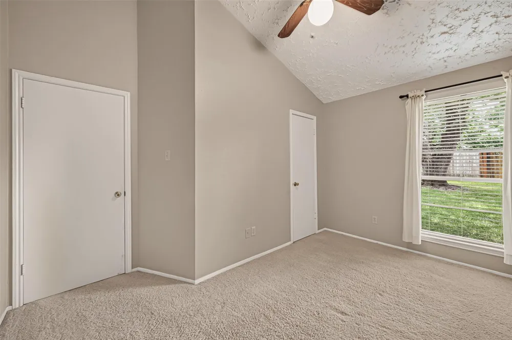 2811 Pheasant Creek Drive Sugar Land, TX 77498