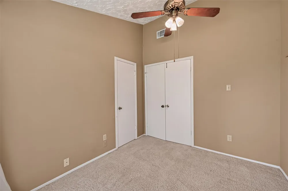 2811 Pheasant Creek Drive Sugar Land, TX 77498