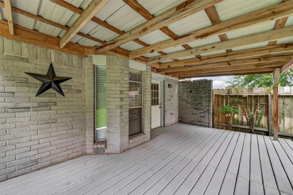2811 Pheasant Creek Drive Sugar Land, TX 77498