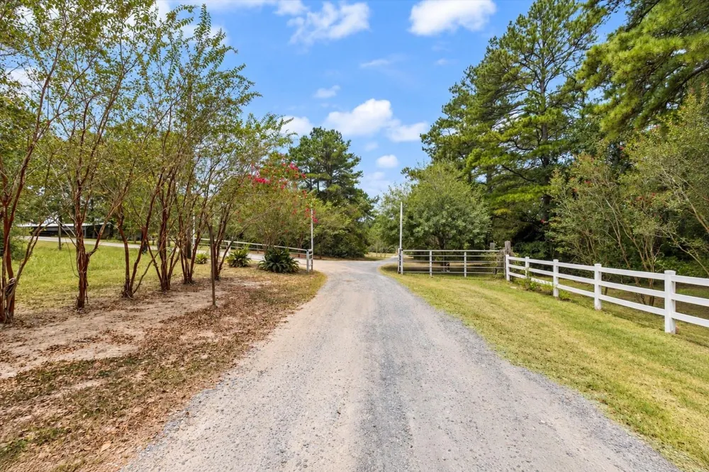 Rockin L Lane Navasota, TX 77868