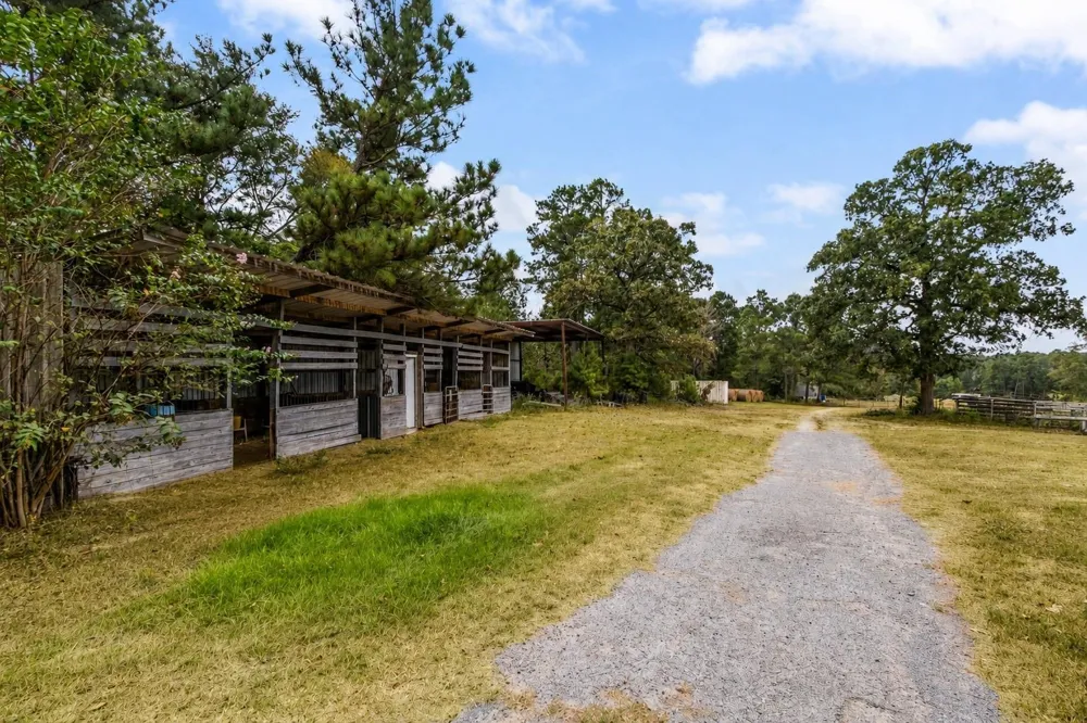 Rockin L Lane Navasota, TX 77868