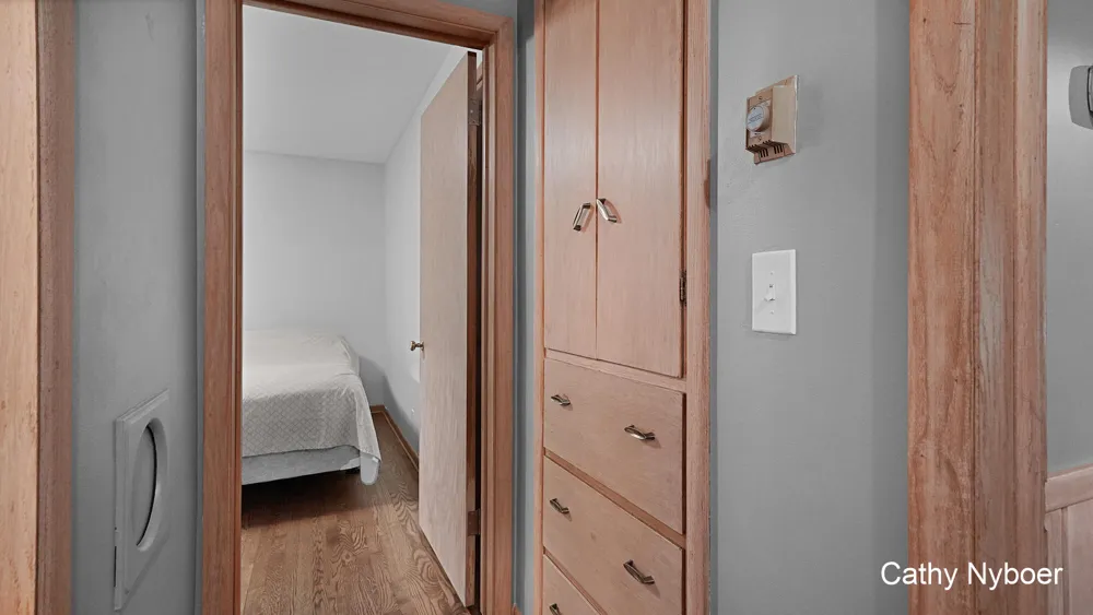 3860 Ivanrest Avenue SW Grandville, MI 49418