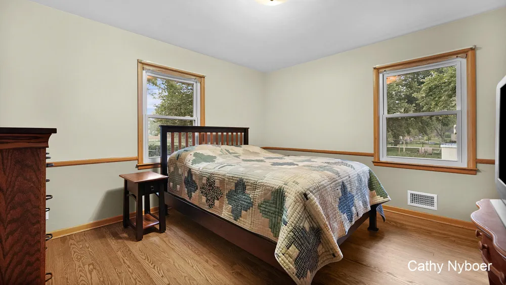 3860 Ivanrest Avenue SW Grandville, MI 49418