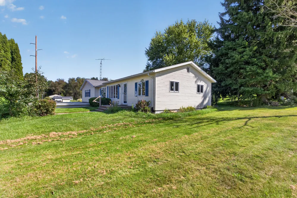 9919 Sand Lake Highway Onsted, MI 49265
