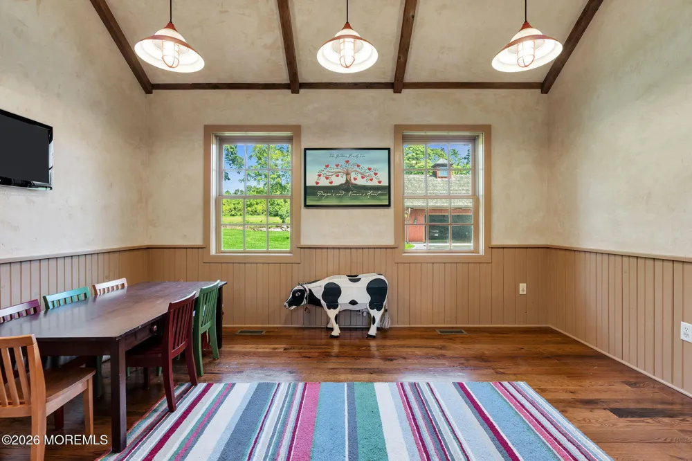 106 Mountain Top Road Glen Gardner, NJ 08826