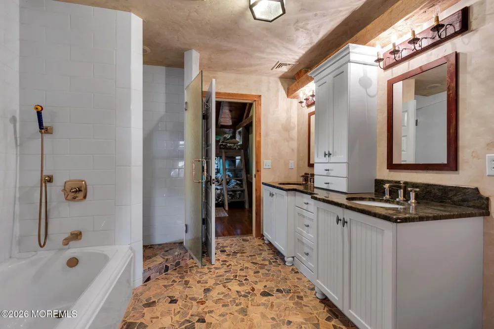 106 Mountain Top Road Glen Gardner, NJ 08826