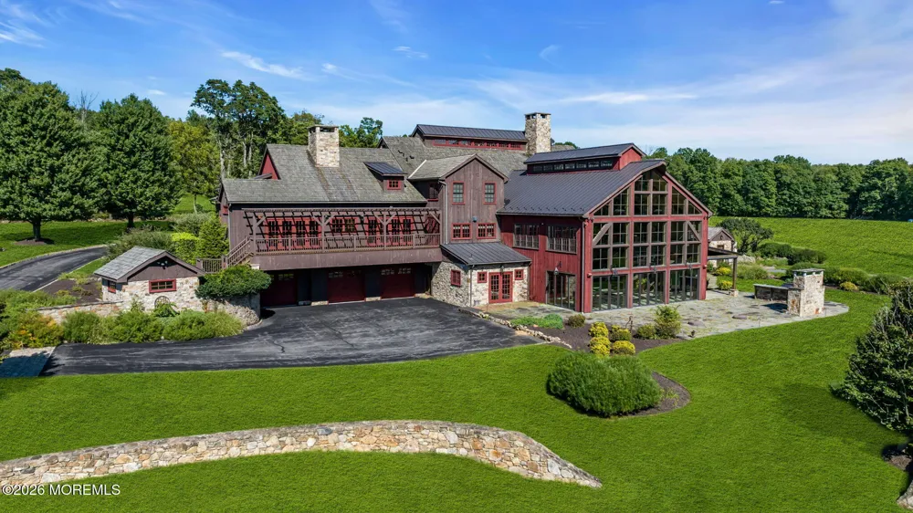 106 Mountain Top Road Glen Gardner, NJ 08826