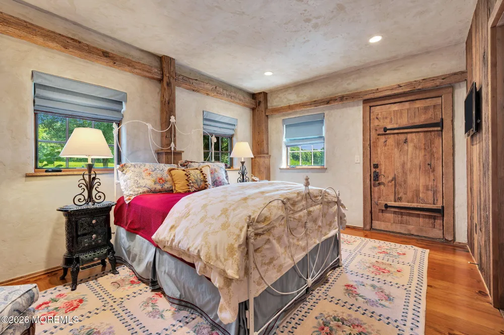 106 Mountain Top Road Glen Gardner, NJ 08826