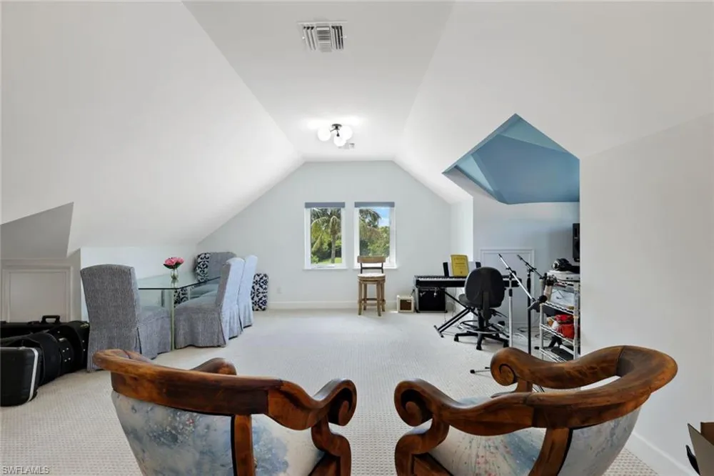 1063 Frank Whiteman Boulevard Naples, FL 34103