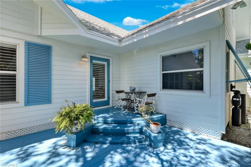 1063 Frank Whiteman Boulevard Naples, FL 34103
