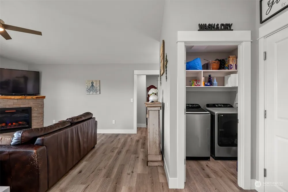 571 Puffin Avenue NE Ocean Shores, WA 98569