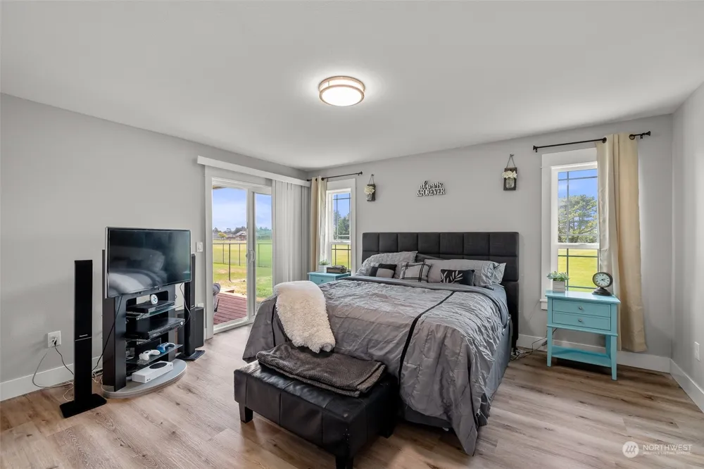 571 Puffin Avenue NE Ocean Shores, WA 98569