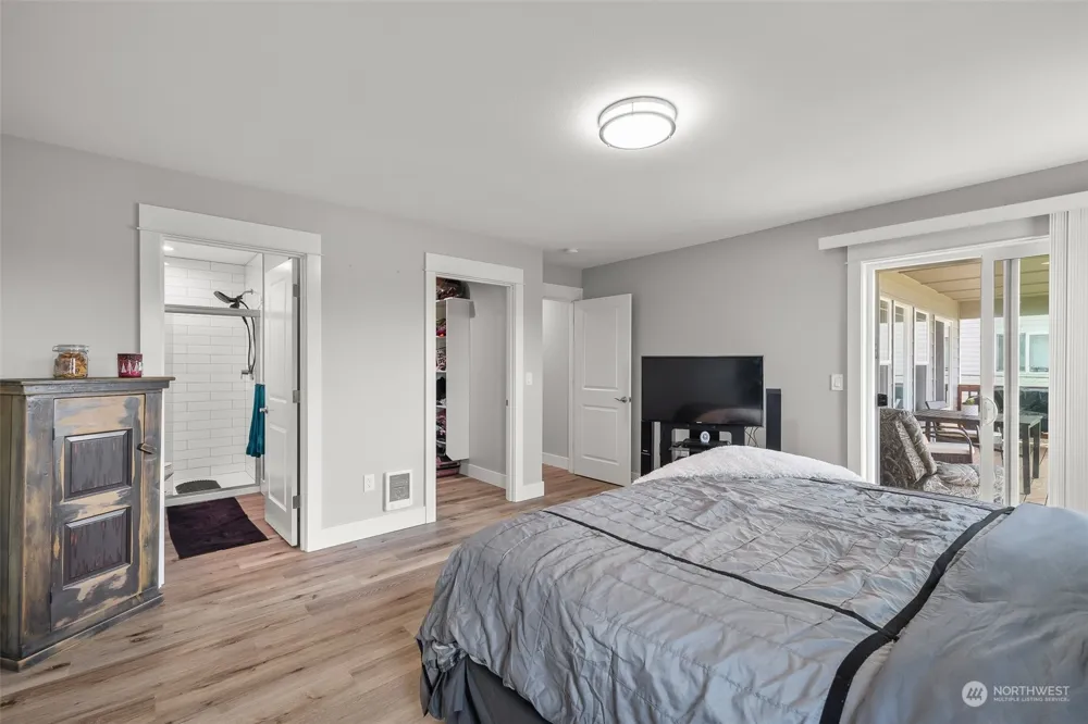 571 Puffin Avenue NE Ocean Shores, WA 98569
