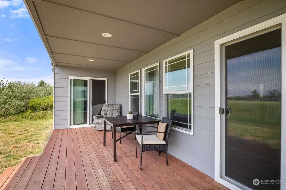 571 Puffin Avenue NE Ocean Shores, WA 98569