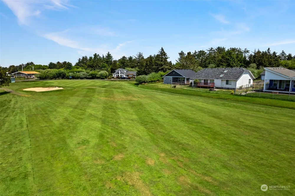 571 Puffin Avenue NE Ocean Shores, WA 98569