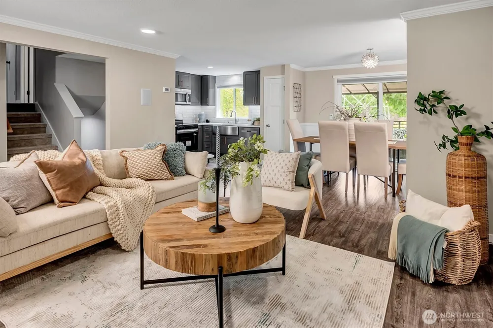 17323 26th Avenue SE Bothell, WA 98012