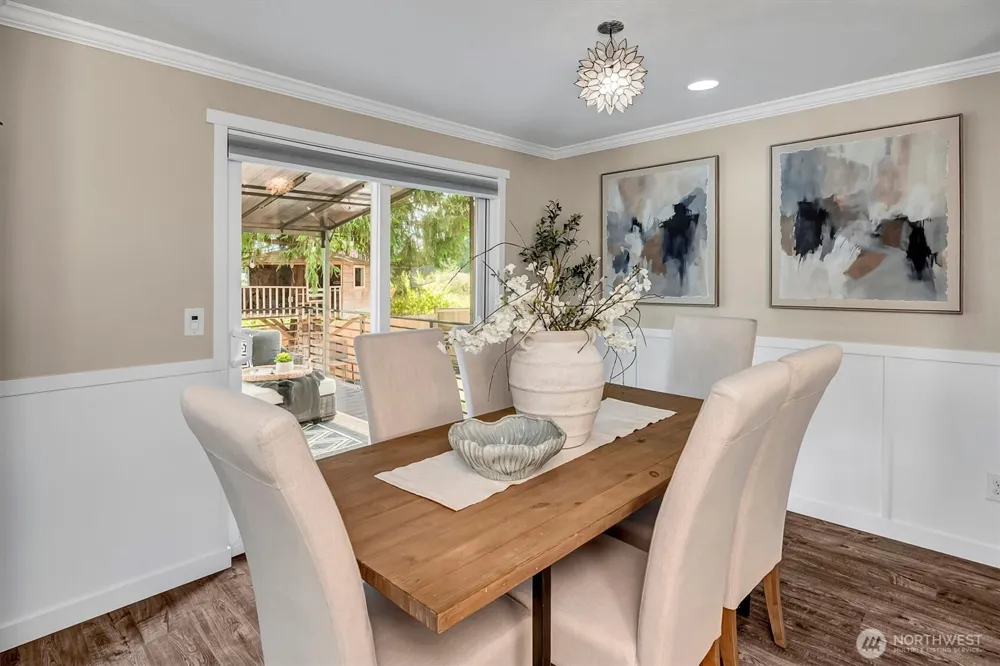 17323 26th Avenue SE Bothell, WA 98012