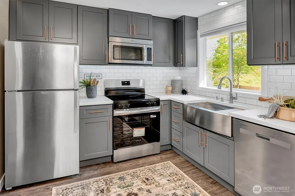 17323 26th Avenue SE Bothell, WA 98012