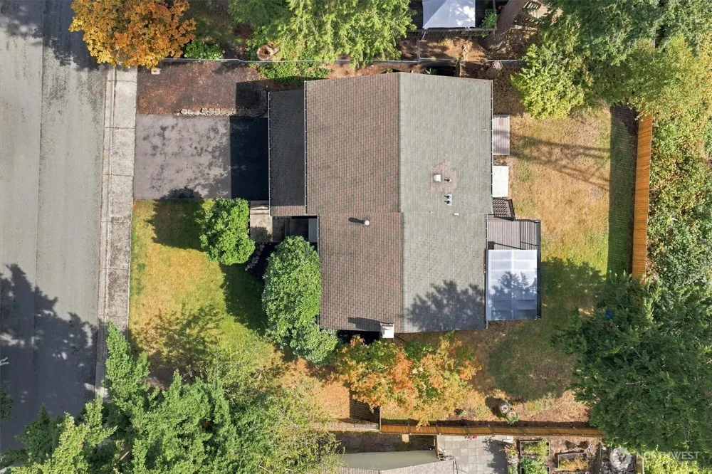 17323 26th Avenue SE Bothell, WA 98012