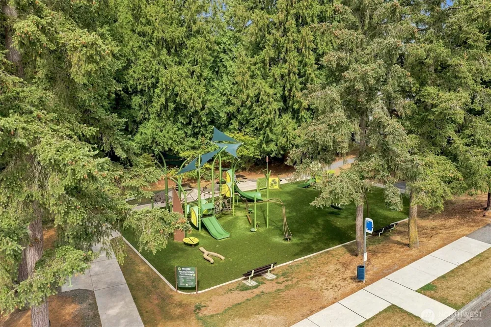 17323 26th Avenue SE Bothell, WA 98012