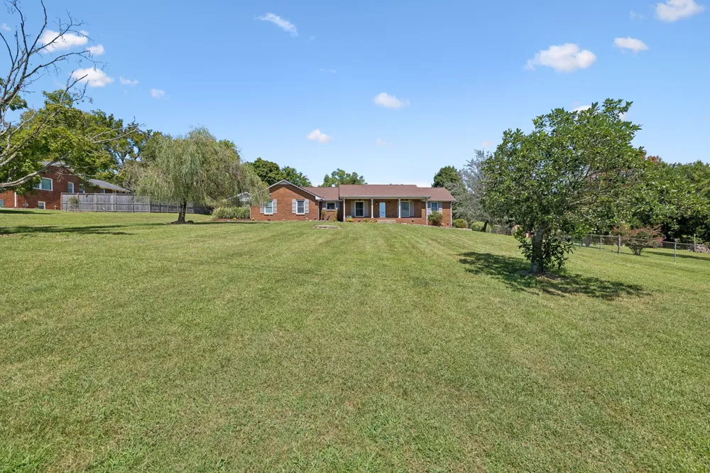402 Thurman Dr Mount Juliet, TN 37122