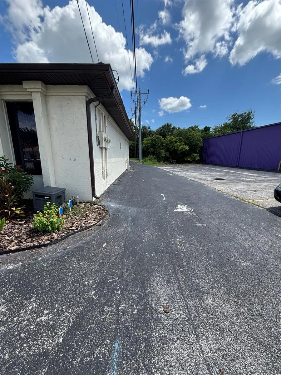 1721 RIDGEWOOD AVENUE #A Holly Hill, FL 32117