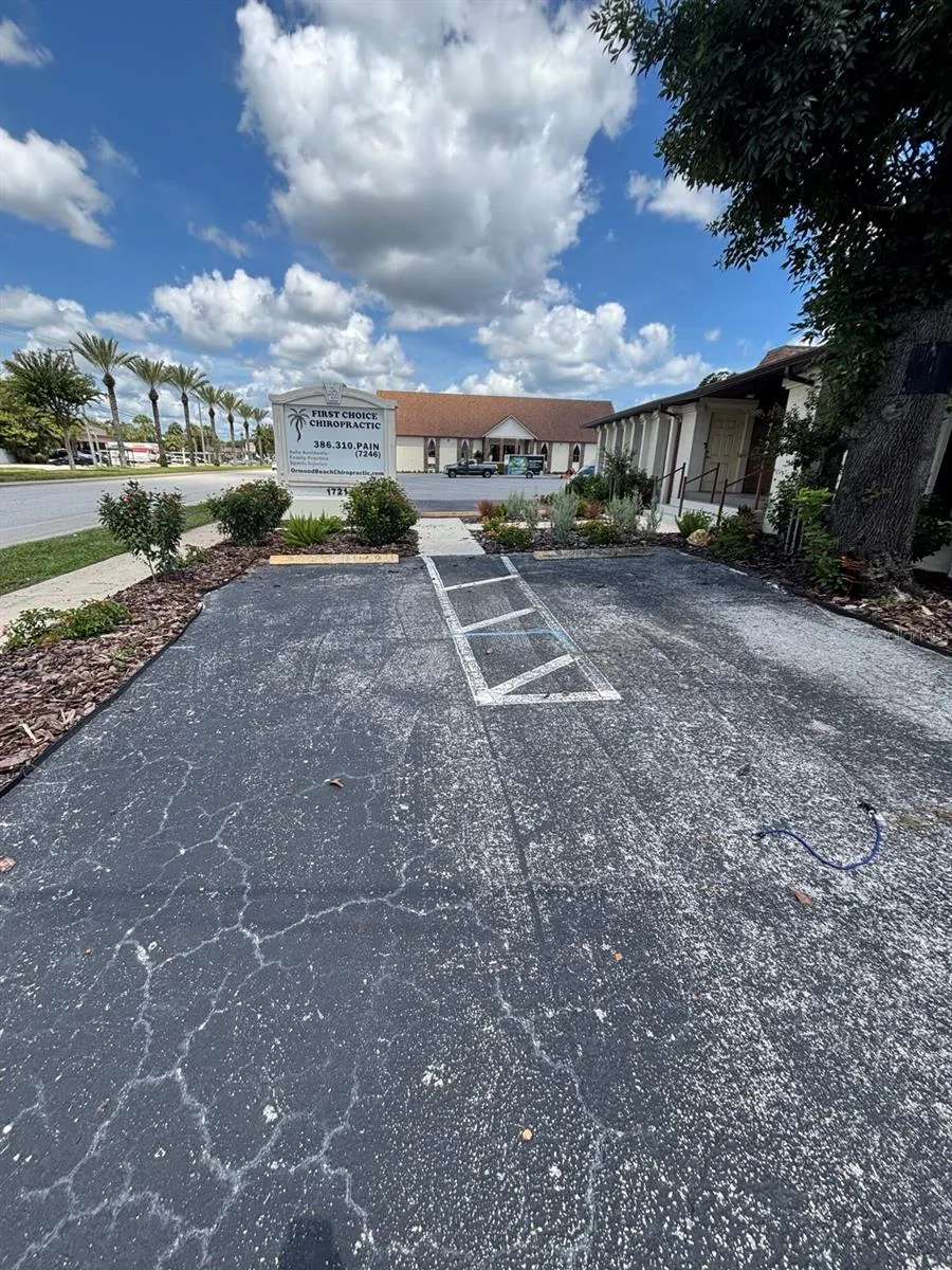 1721 RIDGEWOOD AVENUE #A Holly Hill, FL 32117