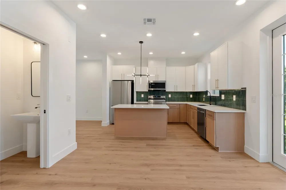 2614 23RD STREET #1 Tampa, FL 33605