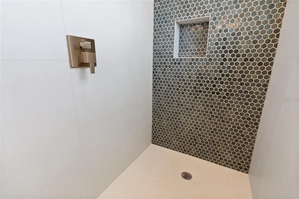2614 23RD STREET #1 Tampa, FL 33605
