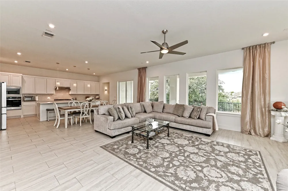 401 Trabuco Bend Liberty Hill, TX 78642