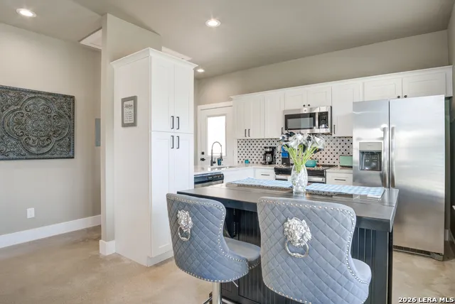 30652 Oakview Unit 2 Bulverde, TX 78163