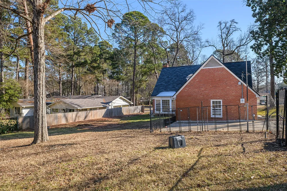 6114 Dillingham Avenue Shreveport, LA 71106