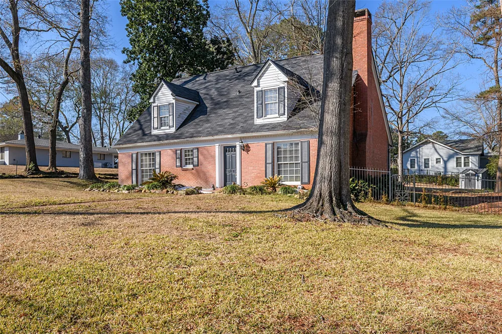 6114 Dillingham Avenue Shreveport, LA 71106
