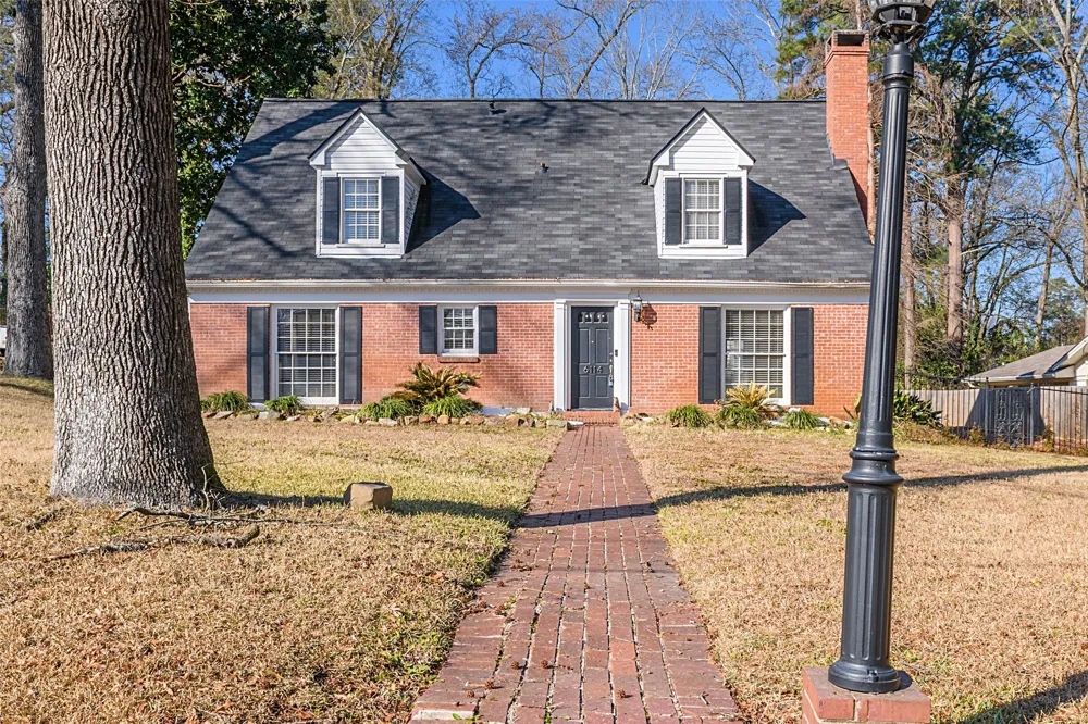 6114 Dillingham Avenue Shreveport, LA 71106