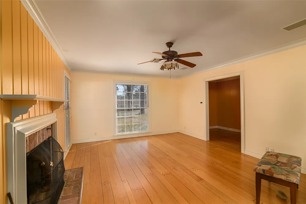 6114 Dillingham Avenue Shreveport, LA 71106